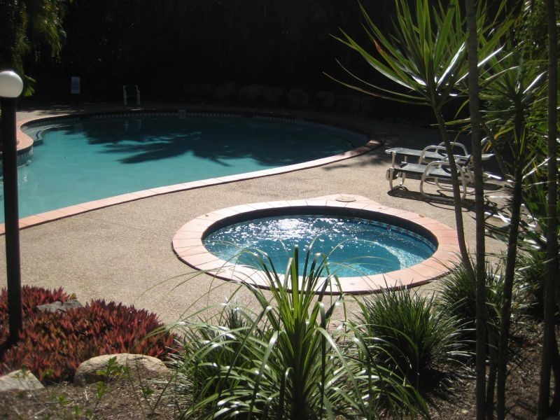 100 Racecourse Road, Bundall QLD 4217