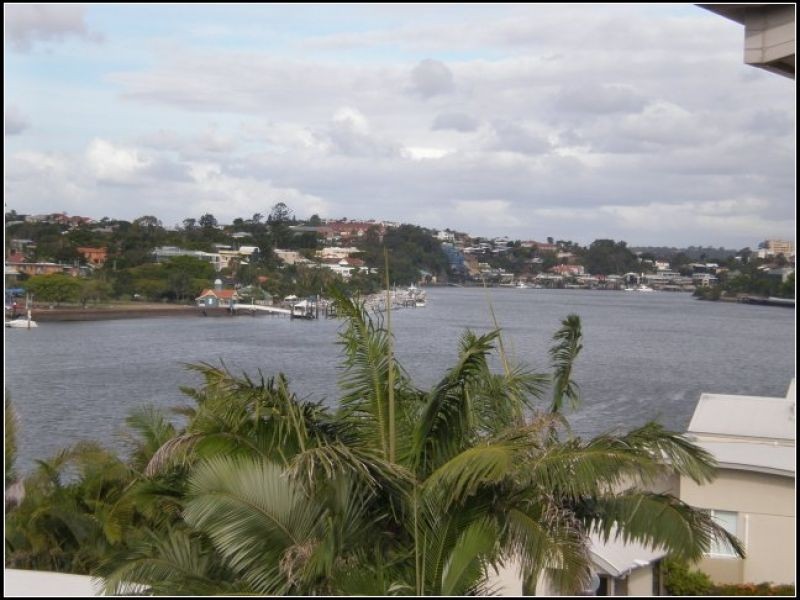 64, 135 Macquarie Street, Teneriffe QLD 4005