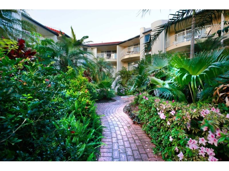 10, 25-27 Peninsular Drive, Surfers Paradise QLD 4217