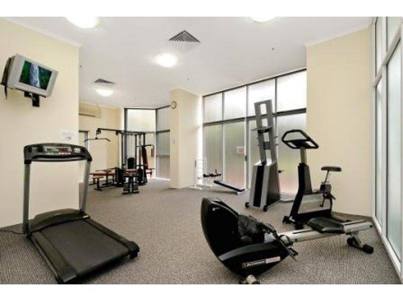 1-9 Hughes Avenue, Main Beach QLD 4217