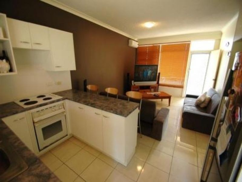 16, 3 Redondo Avenue, Miami QLD 4220