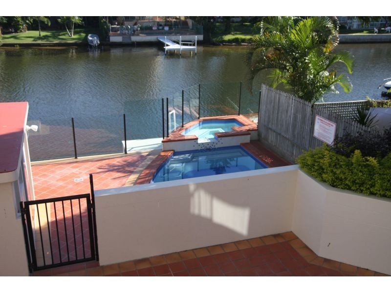 2, 12 Paradise Island, Surfers Paradise QLD 4217