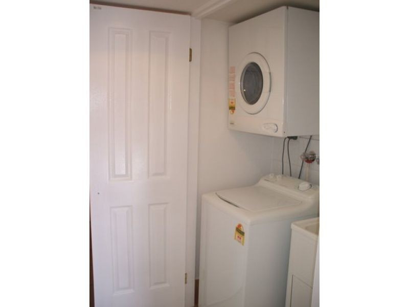 2, 12 Paradise Island, Surfers Paradise QLD 4217