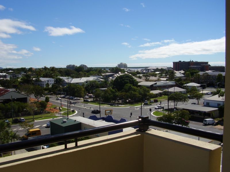 39, 95 McLeod Street, Cairns QLD 4870