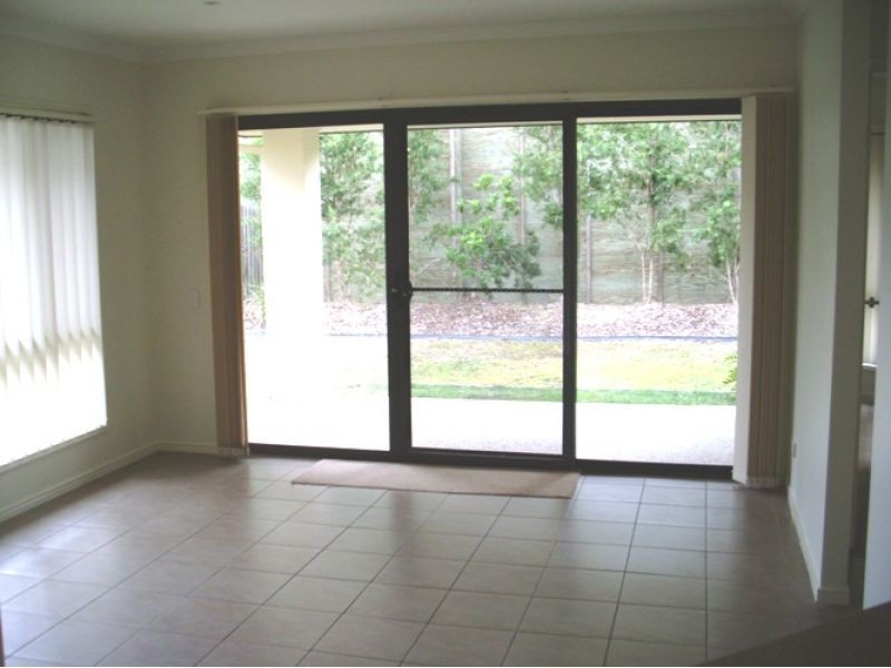 E, 2 Catalina Way, Upper Coomera QLD 4209