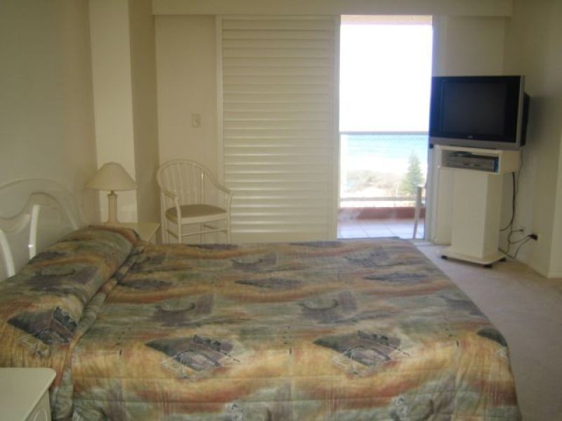 53, 1-9 Hughes Avenue, Main Beach QLD 4217