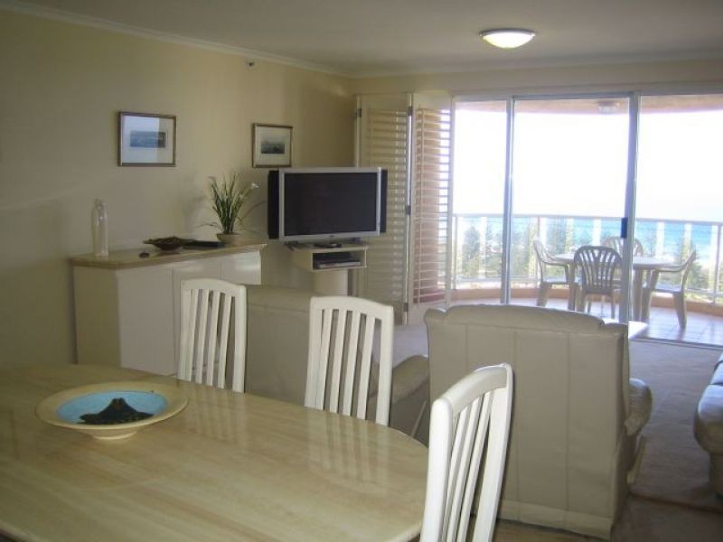53, 1-9 Hughes Avenue, Main Beach QLD 4217