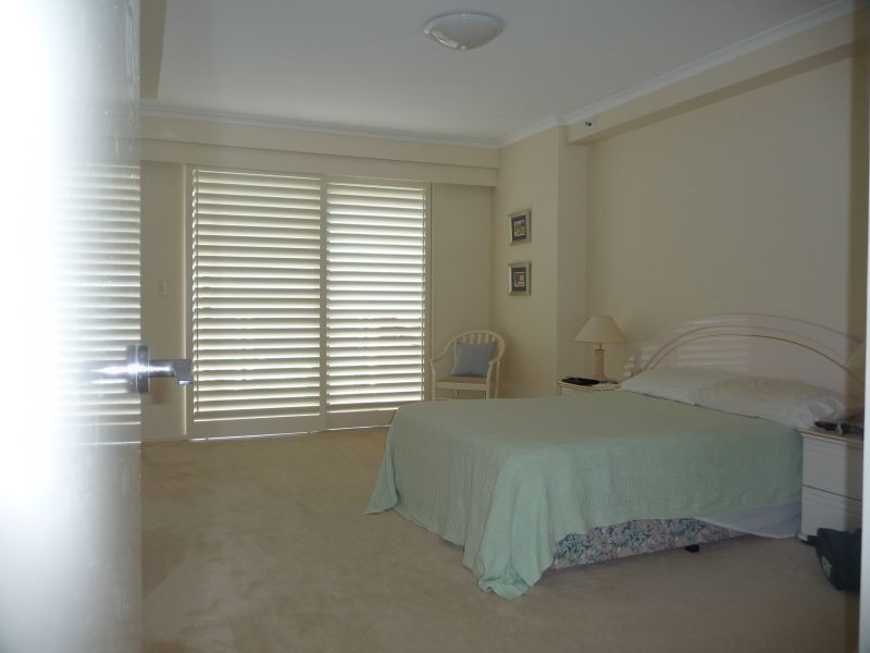 53, 1-9 Hughes Avenue, Main Beach QLD 4217