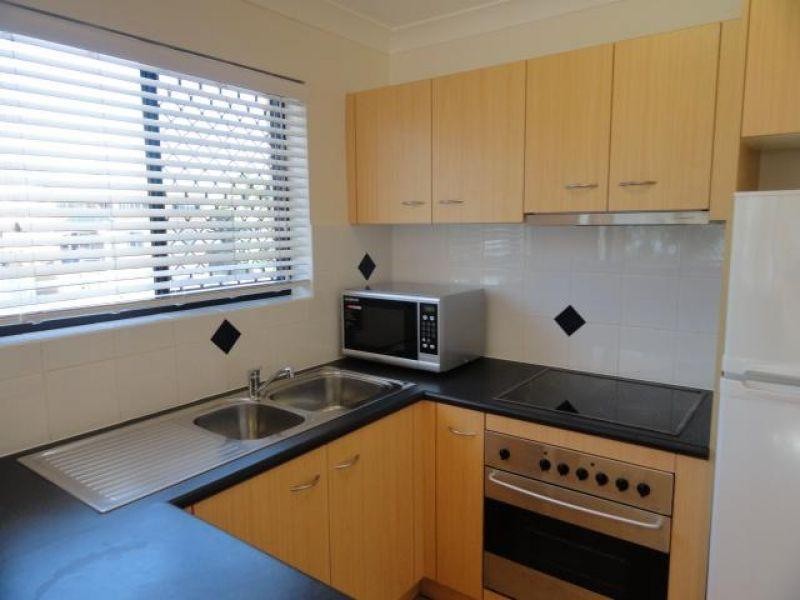 12 Paradise Island, Surfers Paradise QLD 4217