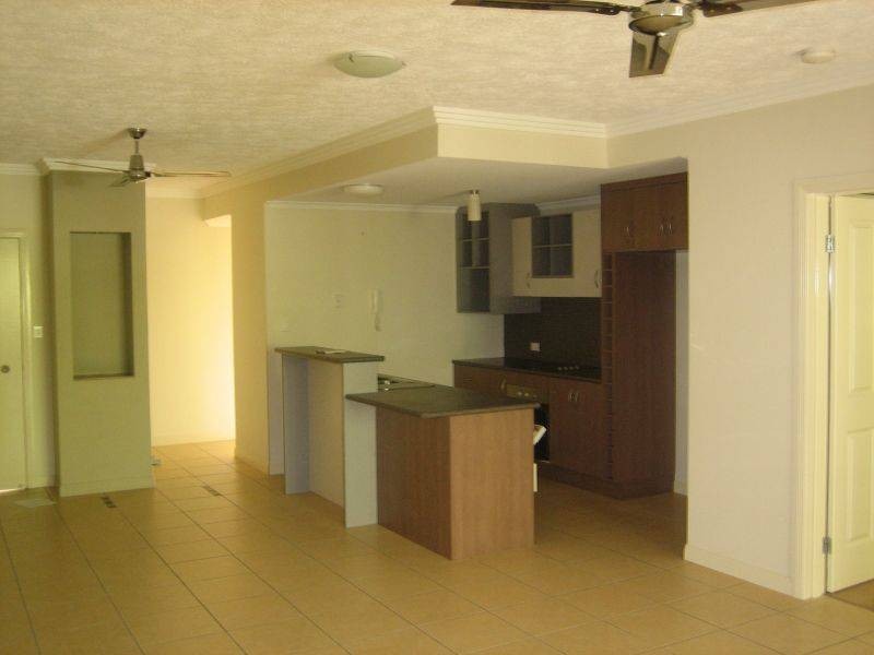 5 5/1804 Captain Cook Highway, Clifton Beach QLD 4879