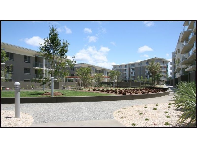 14 Executive Drive, Burleigh Waters QLD 4220