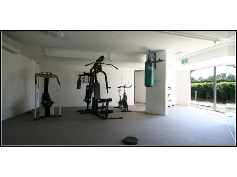 14 Executive Drive, Burleigh Waters QLD 4220