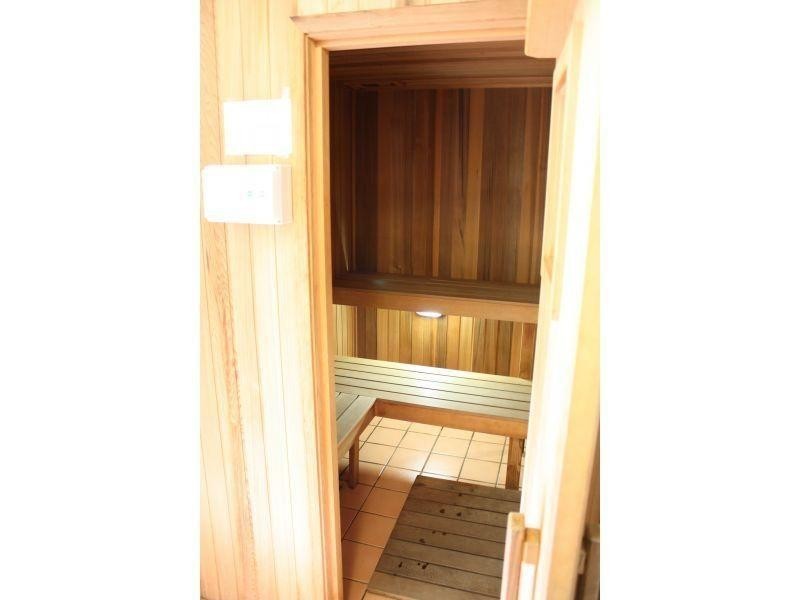 29/24 Hamilton Avenue, Surfers Paradise QLD 4217