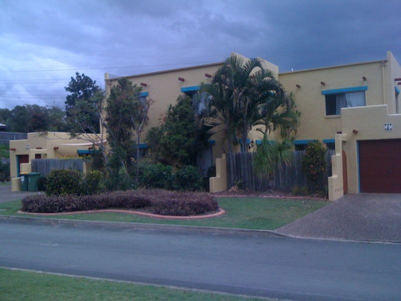 61 Harburg Drive, Beenleigh QLD 4207