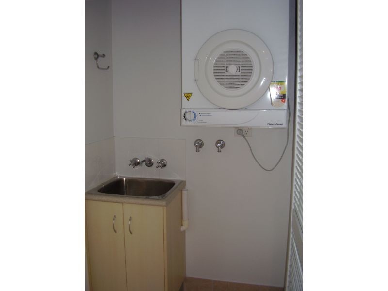 16, 95 McLeod Street, Cairns QLD 4870