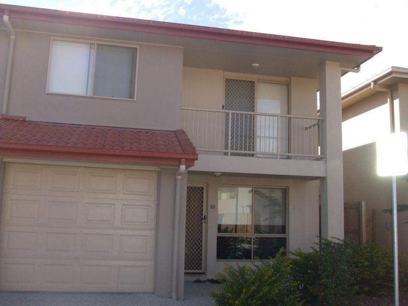 7 Johnston Street, Carina QLD 4152