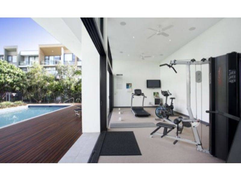 221/10 Pidgeon Close, West End QLD 4101