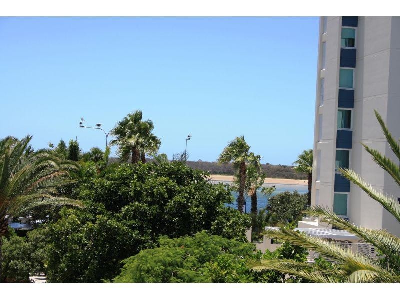 38 Labrador Street, Labrador QLD 4215