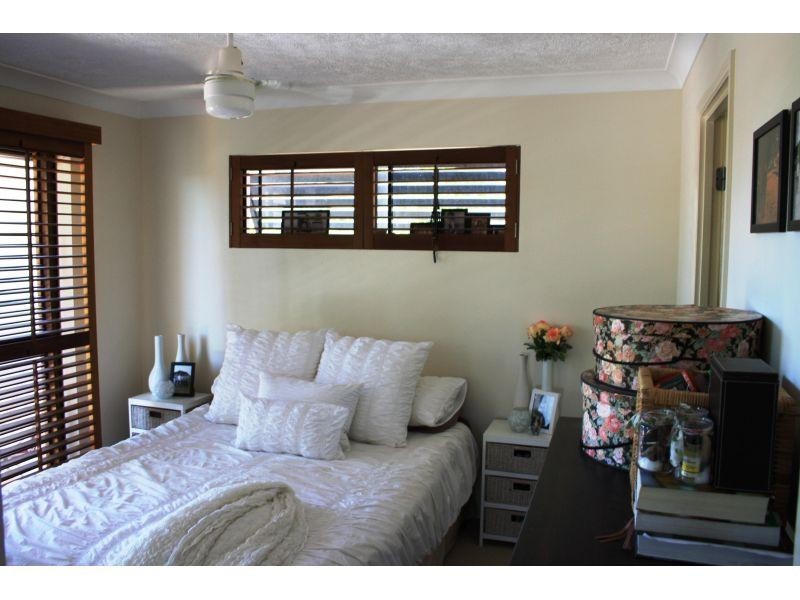 38 Labrador Street, Labrador QLD 4215