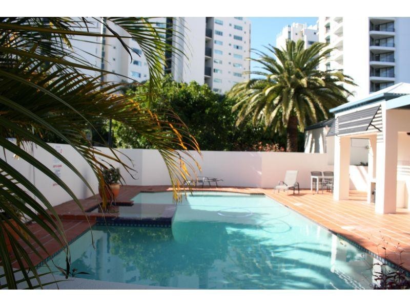 38 Labrador Street, Labrador QLD 4215