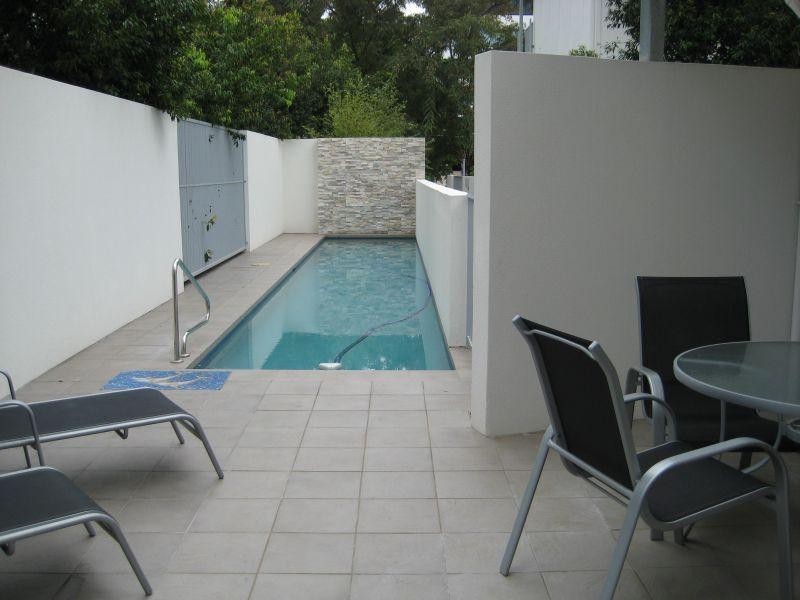 15 Walsh Street, Milton QLD 4064