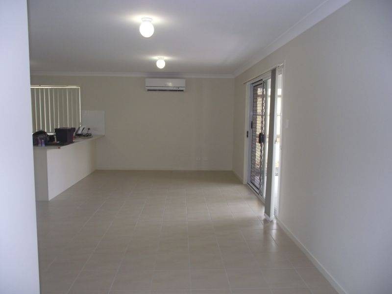 10, 7 Short Street, Boronia Heights QLD 4124