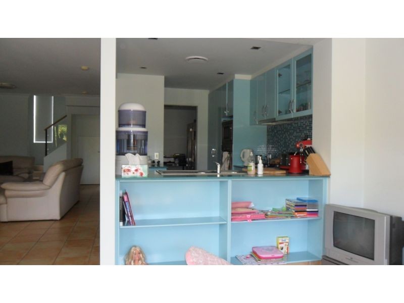 1 The Vistas Drive, Carrara QLD 4211