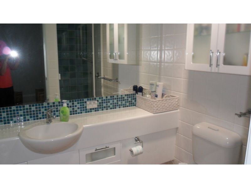 1 The Vistas Drive, Carrara QLD 4211