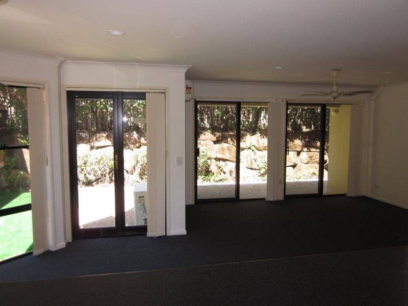 99-101 Heeb Street, Benowa QLD 4217