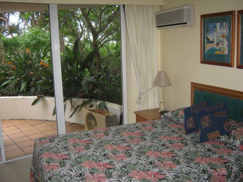 220 The Esplanade, Burleigh Heads QLD 4220