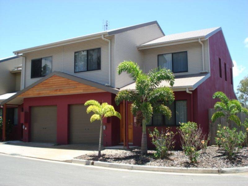 25 Abell Road, Cannonvale QLD 4802