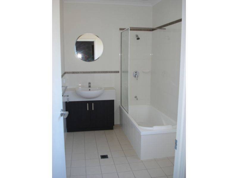 25 Abell Road, Cannonvale QLD 4802