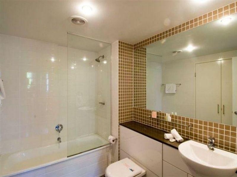 1 Ocean Street, Burleigh Heads QLD 4220