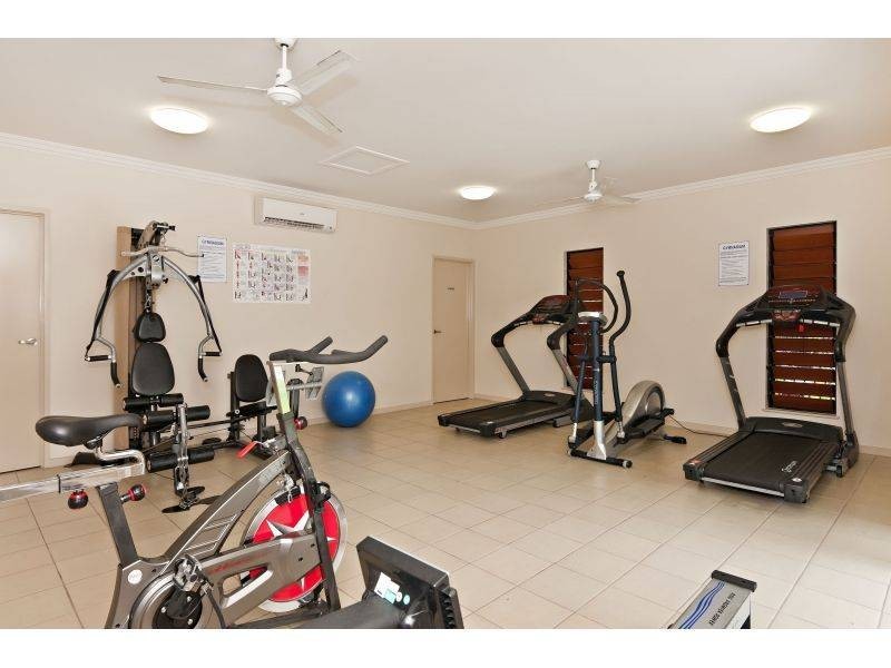 22 Ward Street, Mooroobool QLD 4870