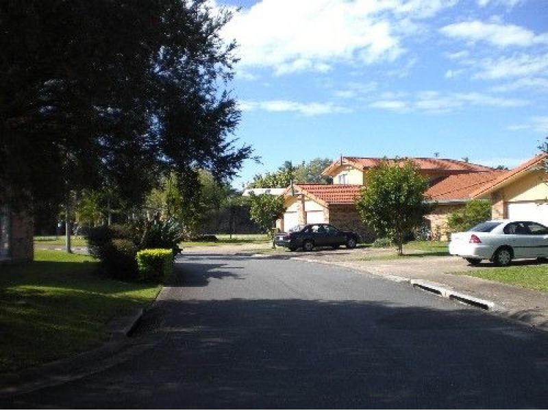 11 Waterford Court, Bundall QLD 4217