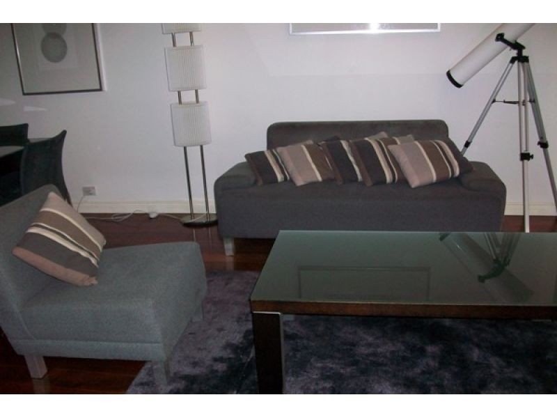 42, 176 Sydney Street, New Farm QLD 4005