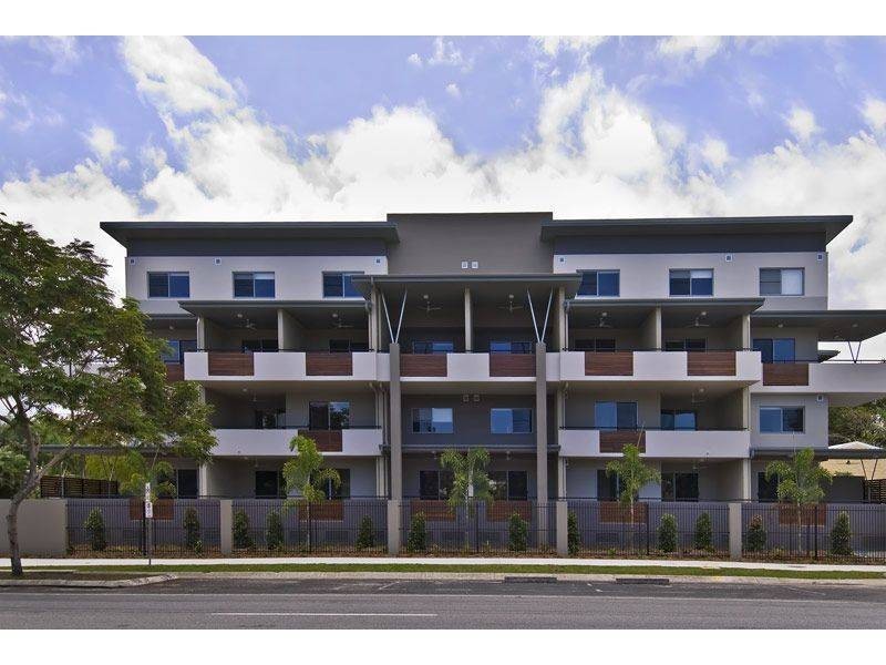 521 Varley Street, Yorkeys Knob QLD 4878