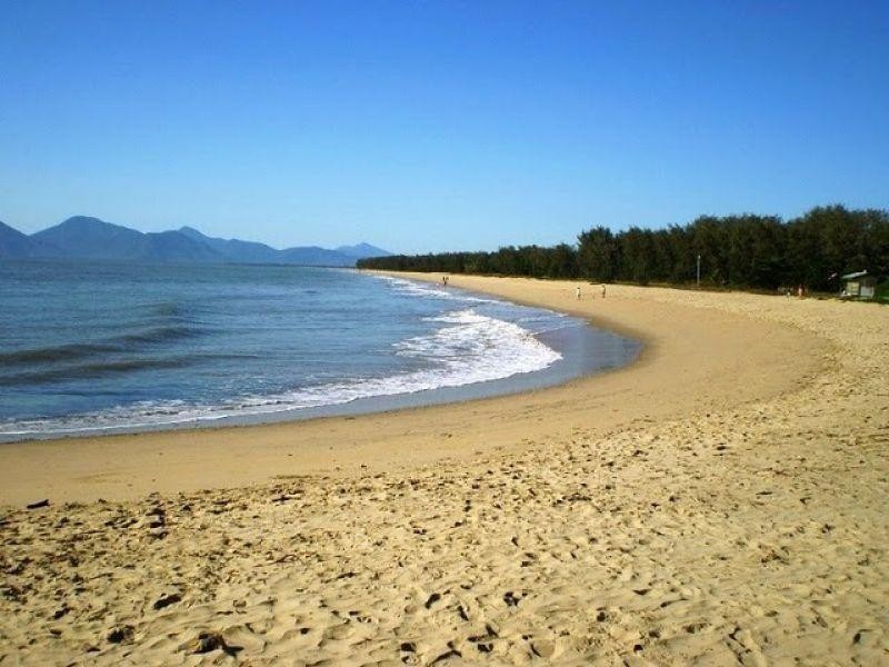 Yorkeys Knob QLD 4878