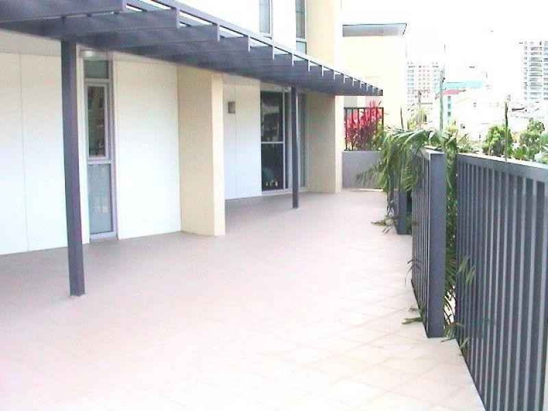 32 Stanley Street, Townsville City QLD 4810