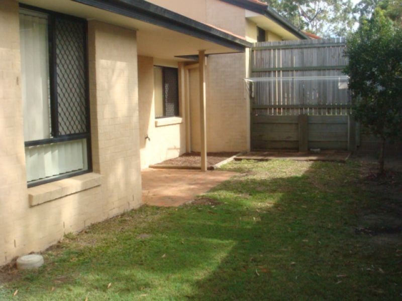 8, 20 Brown Street, Labrador QLD 4215