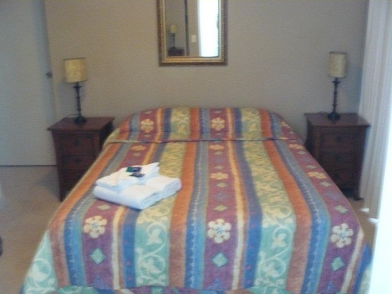 9 Bayview Street, Runaway Bay QLD 4216