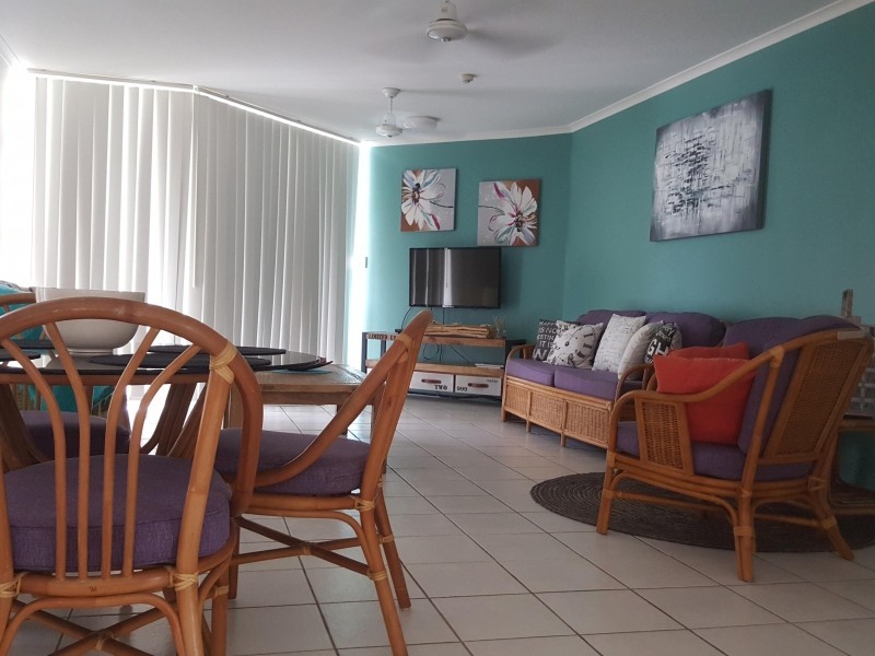 12 – 14 Deauville Close, Yorkeys Knob QLD 4878