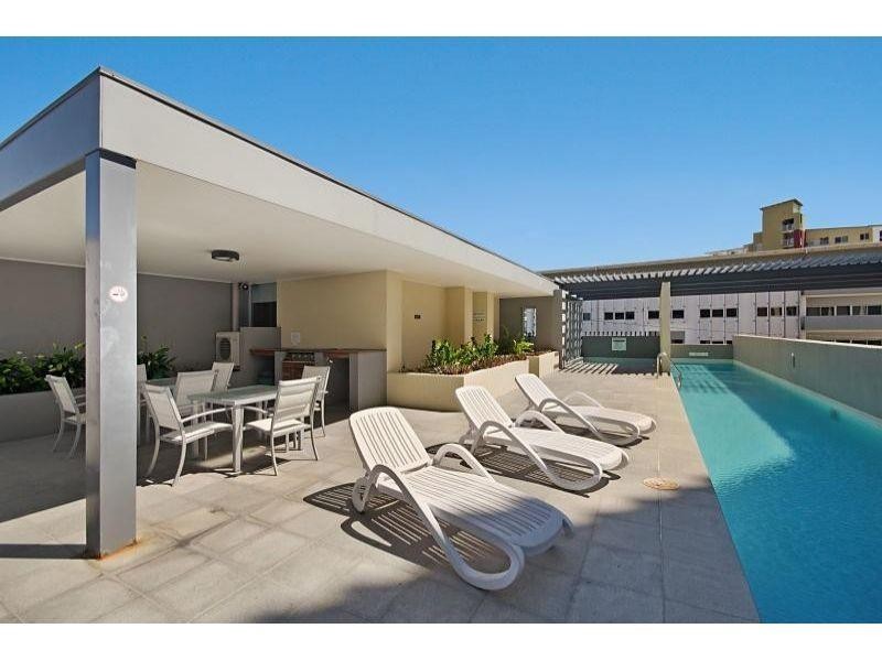 32 Stanley Street, Townsville City QLD 4810