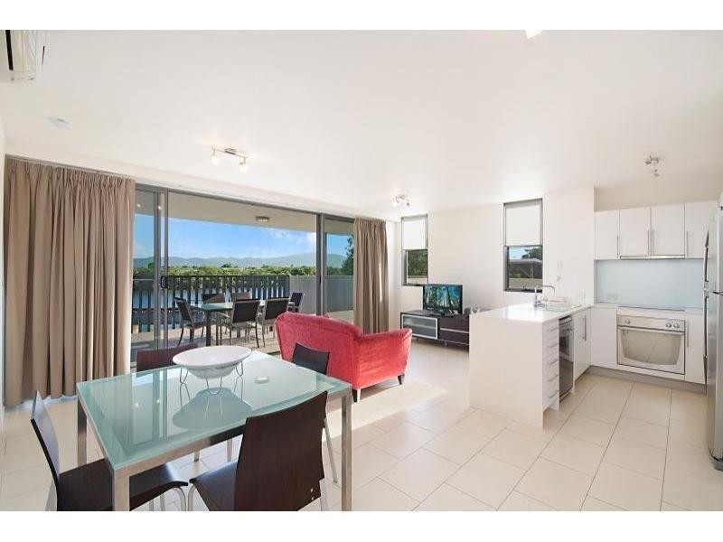 32 Stanley Street, Townsville City QLD 4810