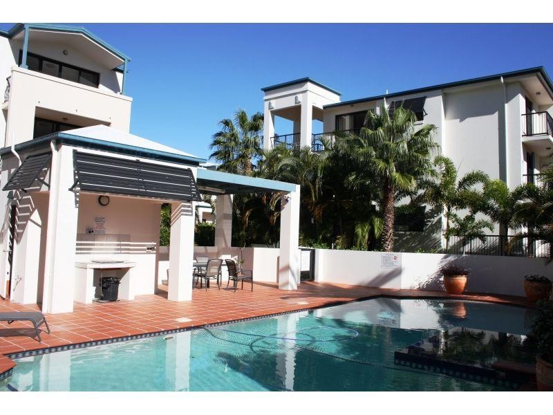 38 Labrador Street, Labrador QLD 4215