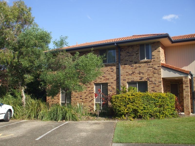 11 Waterford Court, Bundall QLD 4217
