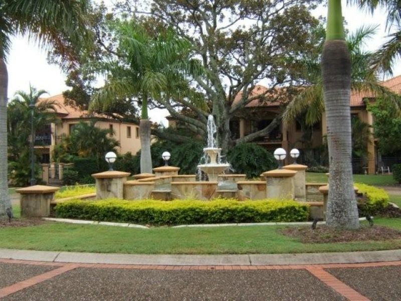 85 Palm Meadows Drive, Carrara QLD 4211