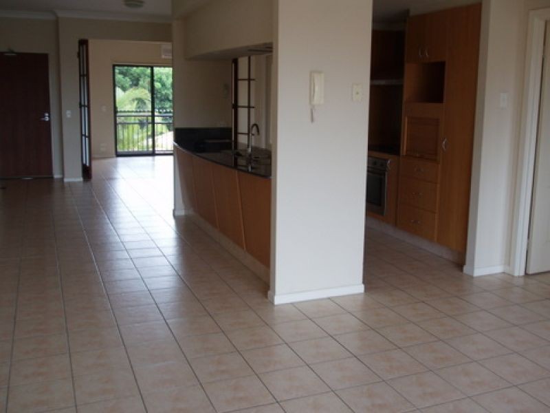 85 Palm Meadows Drive, Carrara QLD 4211