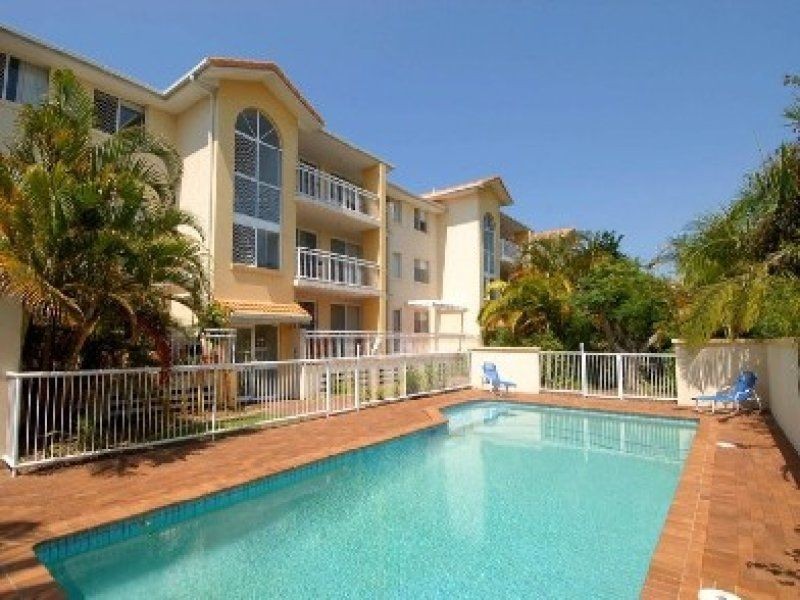 16, 37 Mawarra Street, Chevron Island QLD 4217