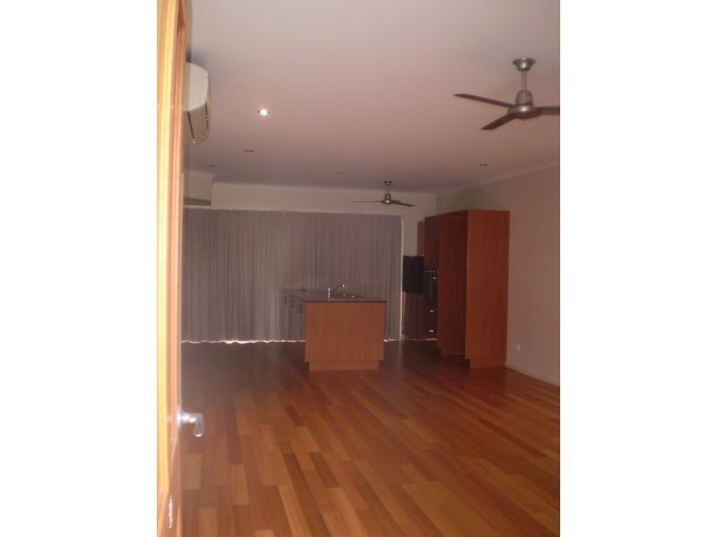 25 Abell Road, Airlie Beach QLD 4802